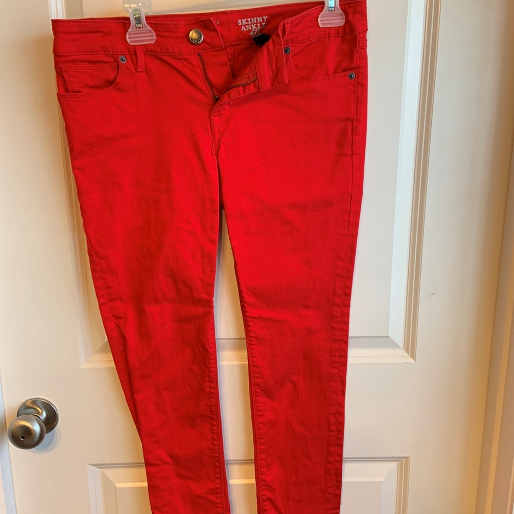 The Limited red skinny jeans size 6